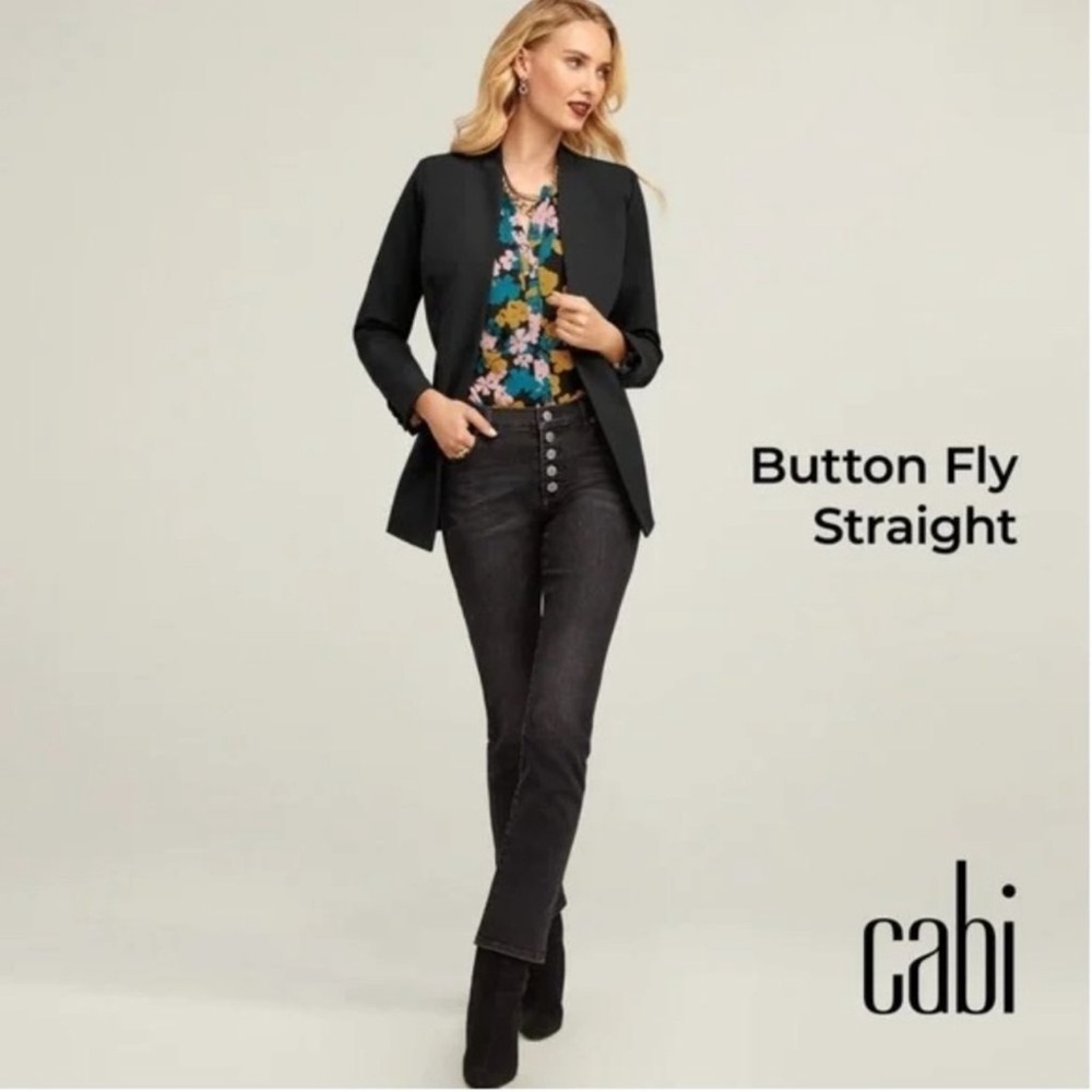 NWOT Cabi Button Fly Straight Leg Jeans Style 4149
